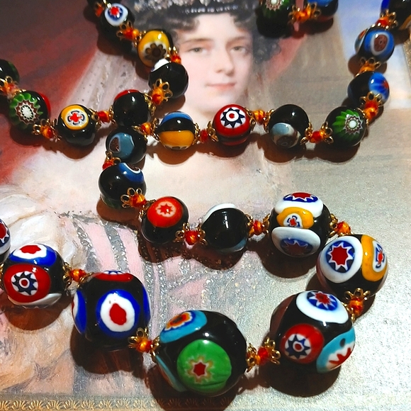 1940s Hand Blown Venetian Millifiori Long Bead Necklace - Picture 4 of 7